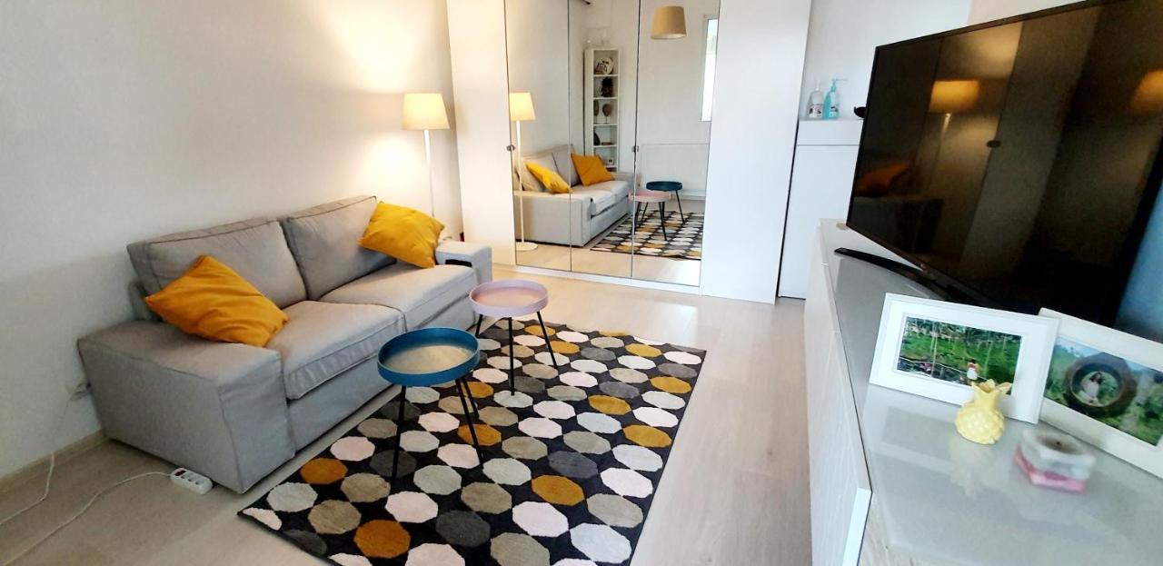 New Cozy Apartment 3 Min To Subway 24H/7 Self Check-In Popesti-Leordeni ภายนอก รูปภาพ